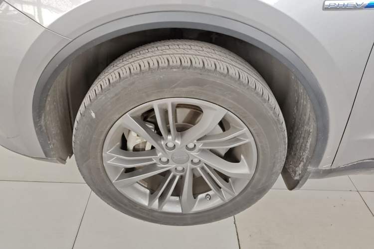 Used Geely Auto Jiajie New Energy 2022 1.5TD PHEV Platinum Deluxe Edition Left Front Wheel Hub
