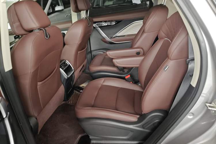 Used Geely Auto Jiajie New Energy 2022 1.5TD PHEV Platinum Deluxe Edition Left Rear Seat