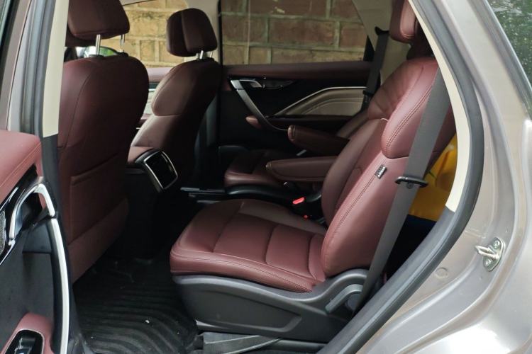 Used Geely Auto Jiajie New Energy 2022 1.5TD PHEV Platinum Deluxe Edition Left Rear Seat