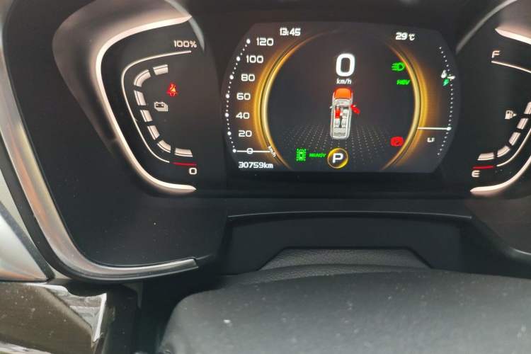 Used Geely Auto Jiajie New Energy 2022 1.5TD PHEV Platinum Deluxe Edition Odometer Close Up