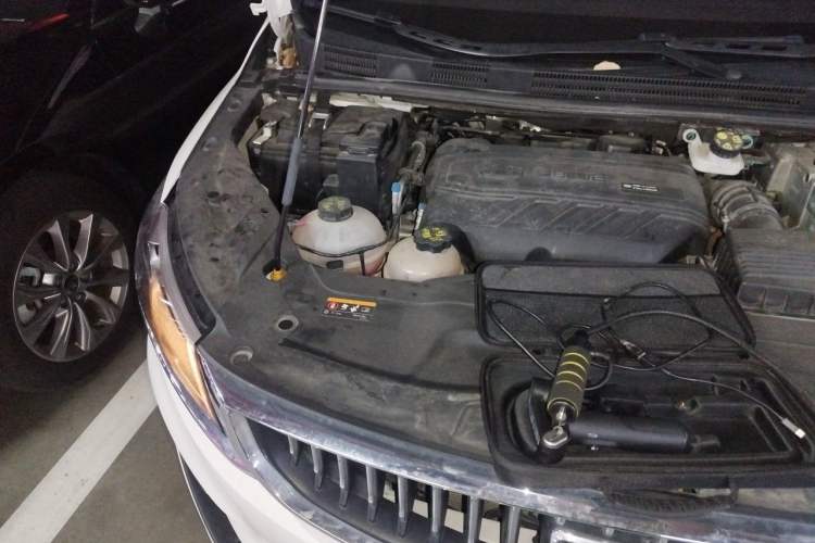Used Geely Auto Jiajie New Energy 2022 1.5TD PHEV Platinum Comfort Edition Engine Bay Right