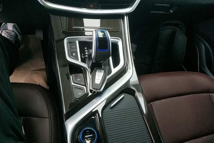 Used Geely Auto Jiajie New Energy 2022 1.5TD PHEV Platinum Comfort Edition Gear Lever
