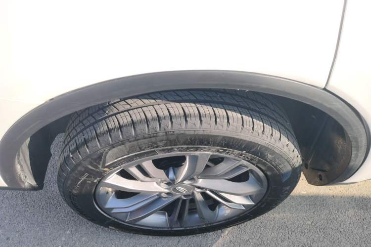 Used Geely Auto Jiajie New Energy 2022 1.5TD PHEV Platinum Deluxe Edition Right Rear Wheel Hub