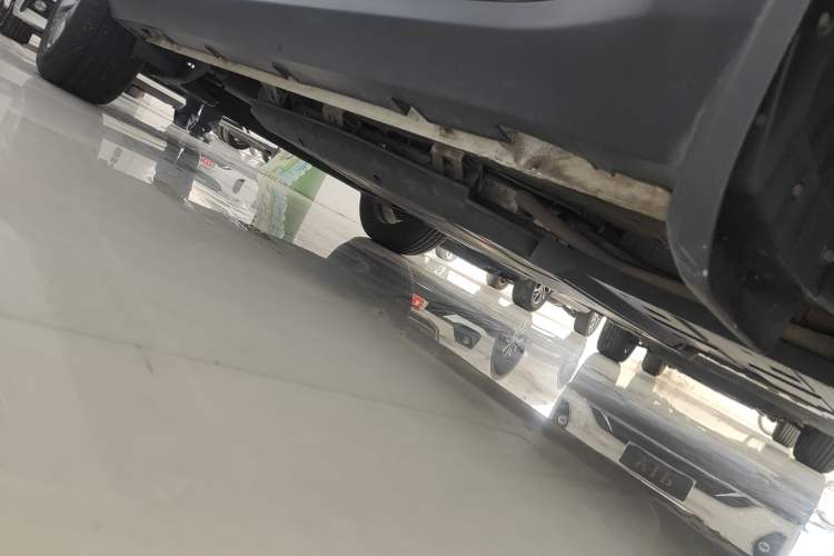 Used Geely Auto Jiajie New Energy 2022 1.5TD PHEV Platinum Comfort Edition Right Side Sill