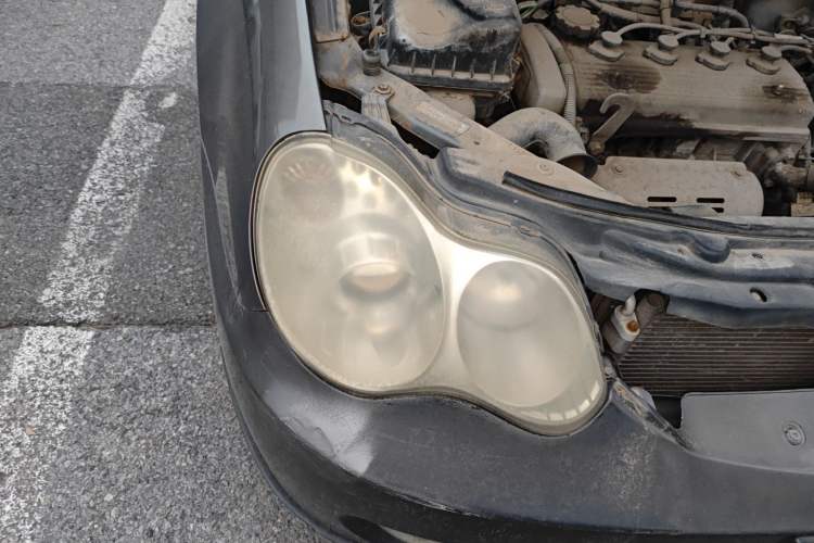 Used Geely Auto Liberty Ship 2010 1.3L Manual Wealth Edition Right Front Headlight