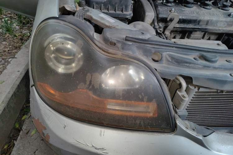 Used Geely Auto Liberty Ship 2010 1.3L Manual Wealth Edition Right Front Headlight