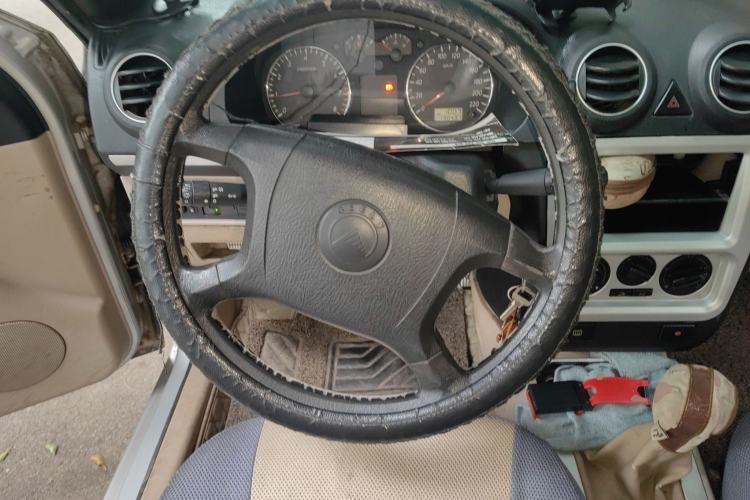 Used Geely Auto Liberty Ship 2010 1.3L Manual Wealth Edition Steering Wheel