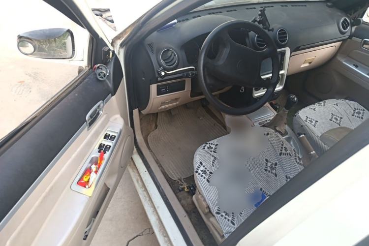 Used Geely Auto Liberty Ship 2010 1.3L Manual Gold Diamond Edition Driver Seat