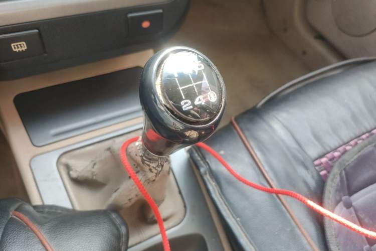 Used Geely Auto Liberty Ship 2011 1.3L Manual Fashion Edition Gear Lever