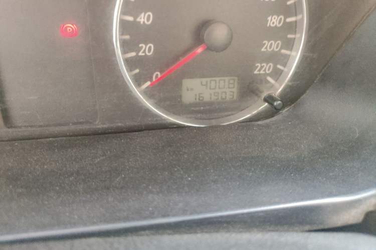 Used Geely Auto Liberty Ship 2011 1.3L Manual Fashion Edition Odometer Close Up