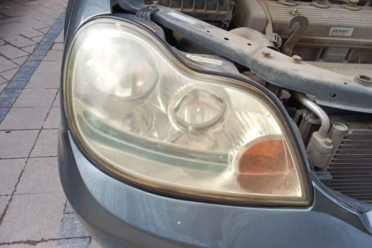 Used Geely Auto Liberty Ship 2011 1.3L Manual Fashion Edition Right Front Headlight