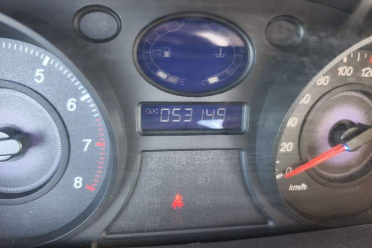 Used Geely Auto Liberty Ship 2011 1.5L Manual Sport Model Odometer Close Up
