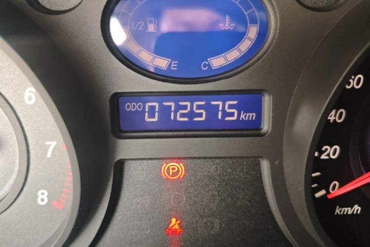 Used Geely Auto Liberty Ship 2011 1.5L Manual Sport Model Odometer Close Up