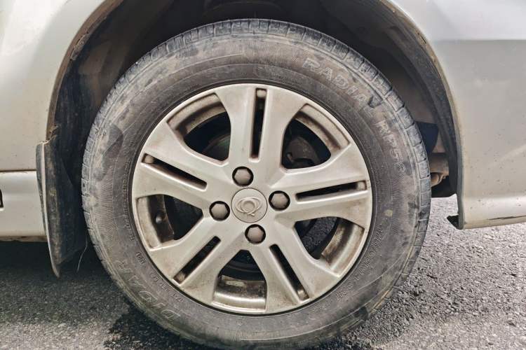 Used Geely Auto Liberty Ship 2011 1.5L Manual Sport Model Right Front Wheel Hub