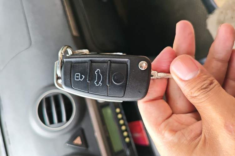 Used Geely Auto Liberty Ship 2011 1.5L Manual Sport Model Vehicle Key