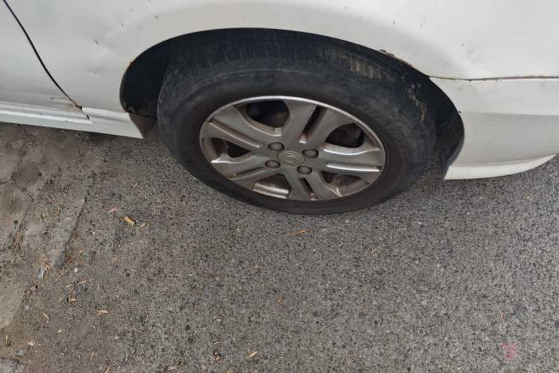 Used Geely Auto Liberty Ship 2011 1.5L Manual Sport Model Right Front Wheel Hub