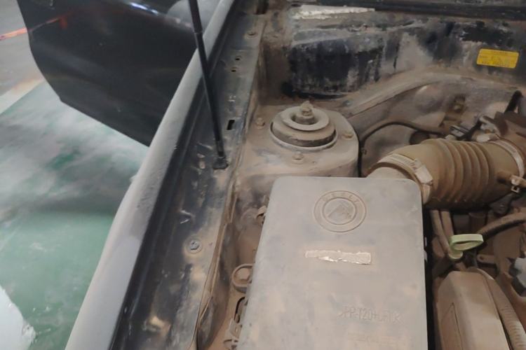 Used Geely Auto Liberty Ship 2012 1.3L Manual Fashion II Engine Bay Right