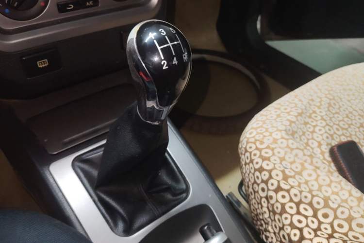 Used Geely Auto Liberty Ship 2012 1.3L Manual Fashion II Gear Lever