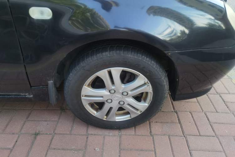 Used Geely Auto Liberty Ship 2012 1.3L Manual Fashion II Right Front Wheel Hub