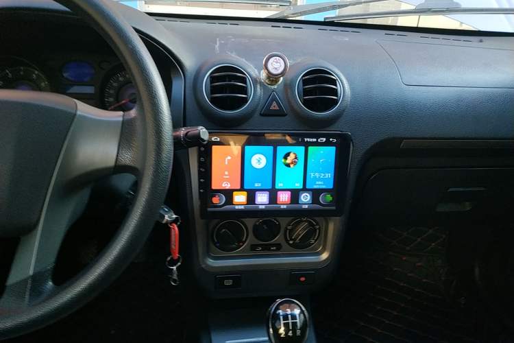 Used Geely Auto Liberty Ship 2012 1.3L Manual Fashion II Audio And AC Panel