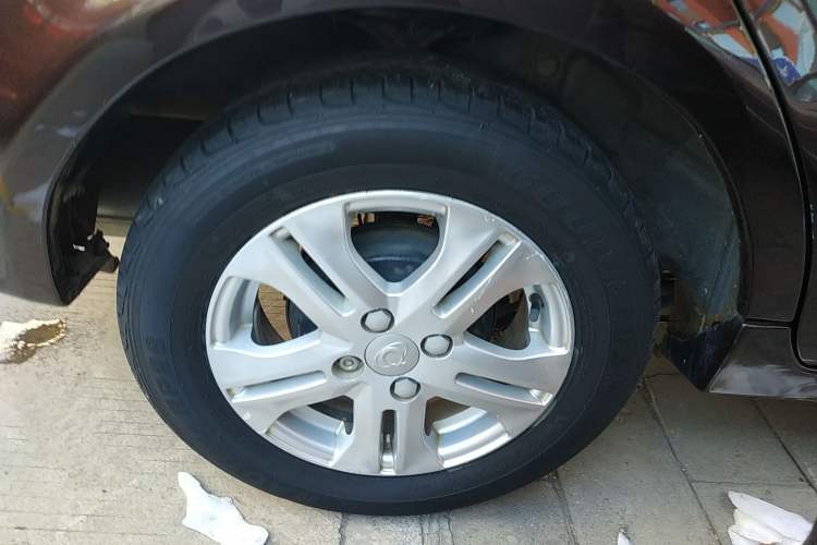 Used Geely Auto Liberty Ship 2012 1.3L Manual Fashion II Right Rear Wheel Hub
