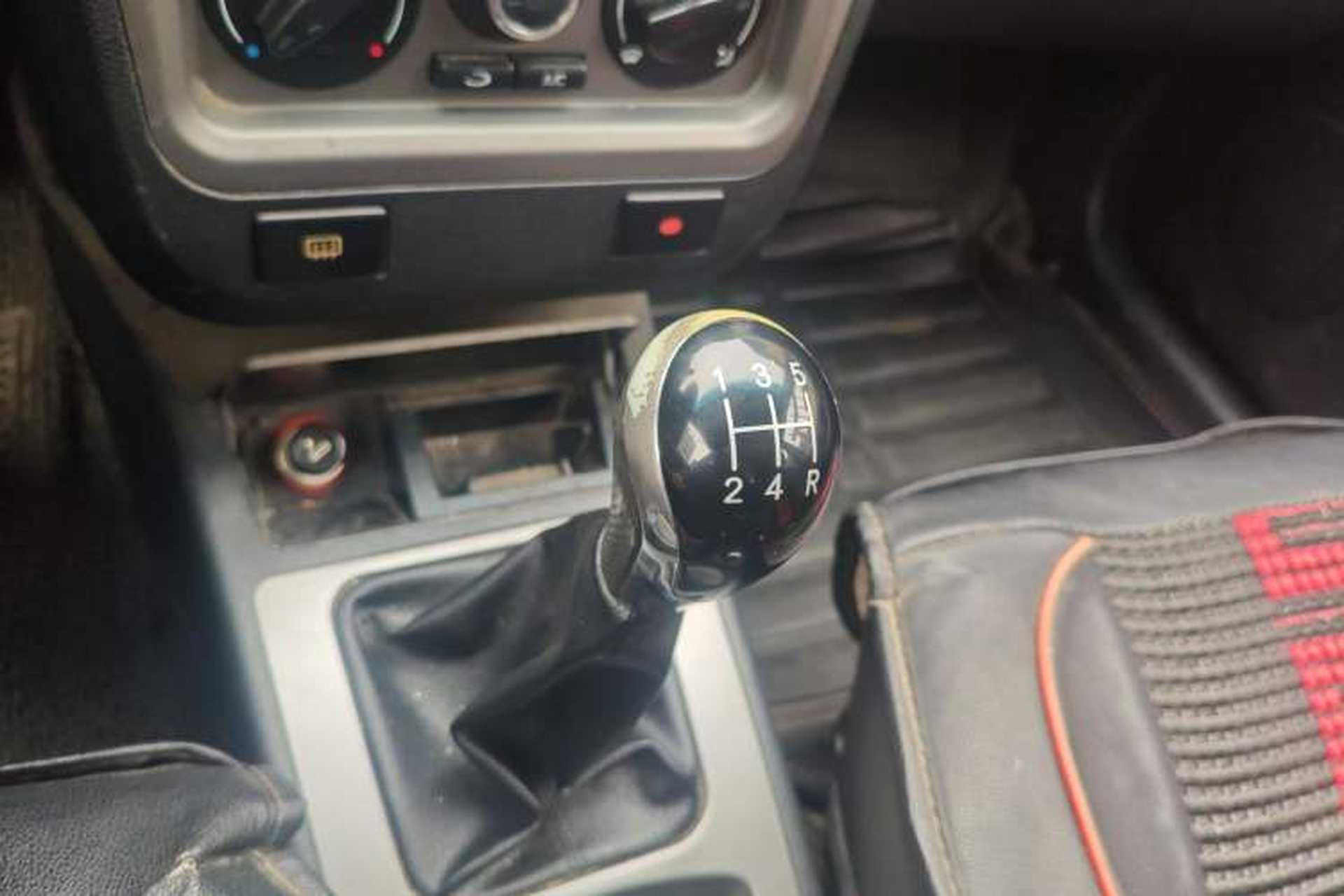 Used Geely Auto Liberty Ship 2012 1.3L Manual Fashion Edition III Gear Lever