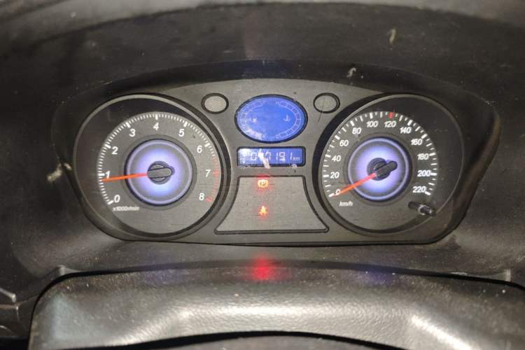 Used Geely Auto Liberty Ship 2012 1.3L Manual Fashion II Instrument Cluster