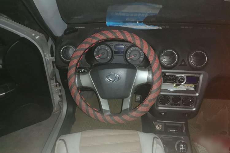 Used Geely Auto Liberty Ship 2012 1.3L Manual Fashion II Steering Wheel