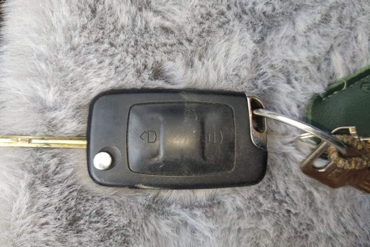 Used Geely Auto Liberty Ship 2012 1.3L Manual Fashion II Vehicle Key