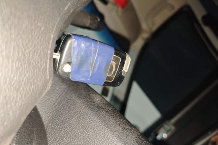 Used Geely Auto Liberty Ship 2012 1.3L Manual Fashion II Vehicle Key
