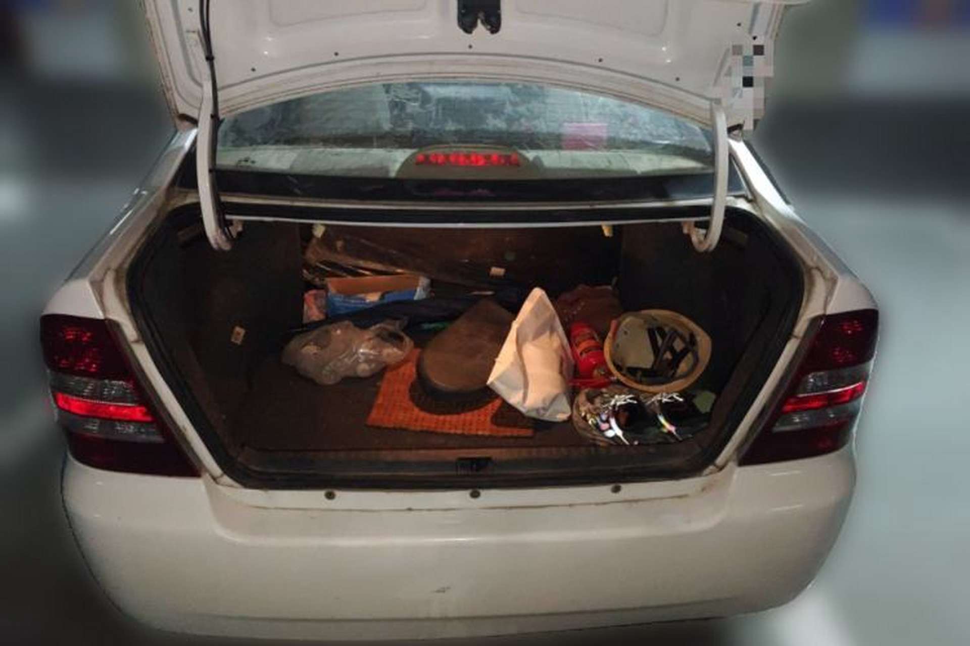 Used Geely Auto Liberty Ship 2012 1.3L Manual Fashion II Trunk