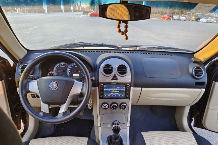 Used Geely Auto Liberty Ship 2015 1.3L Manual Happiness Model Interior 1