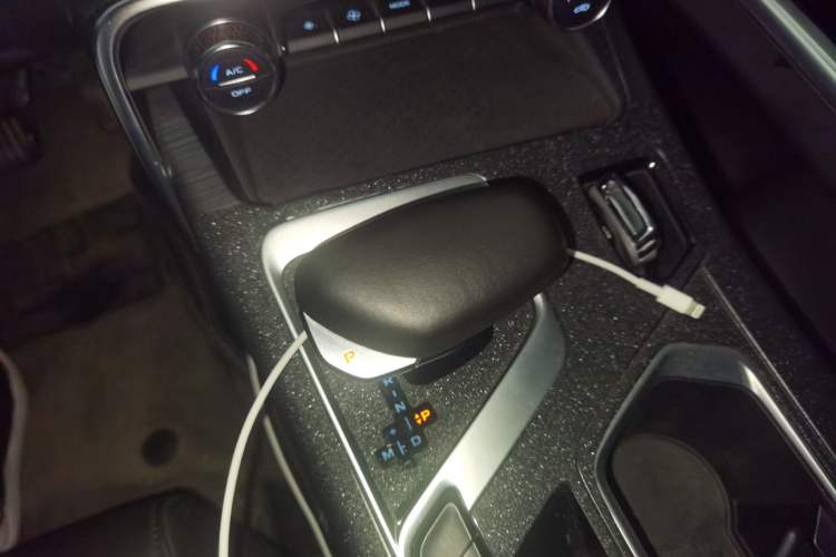 Used Geely Auto Monjaro 2020 High-Energy Edition 350T Yáoxīngzhě Gear Lever