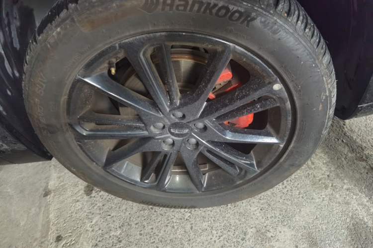 Used Geely Auto Monjaro 2020 High-Energy Edition 350T Yáoxīngzhě Right Front Wheel Hub
