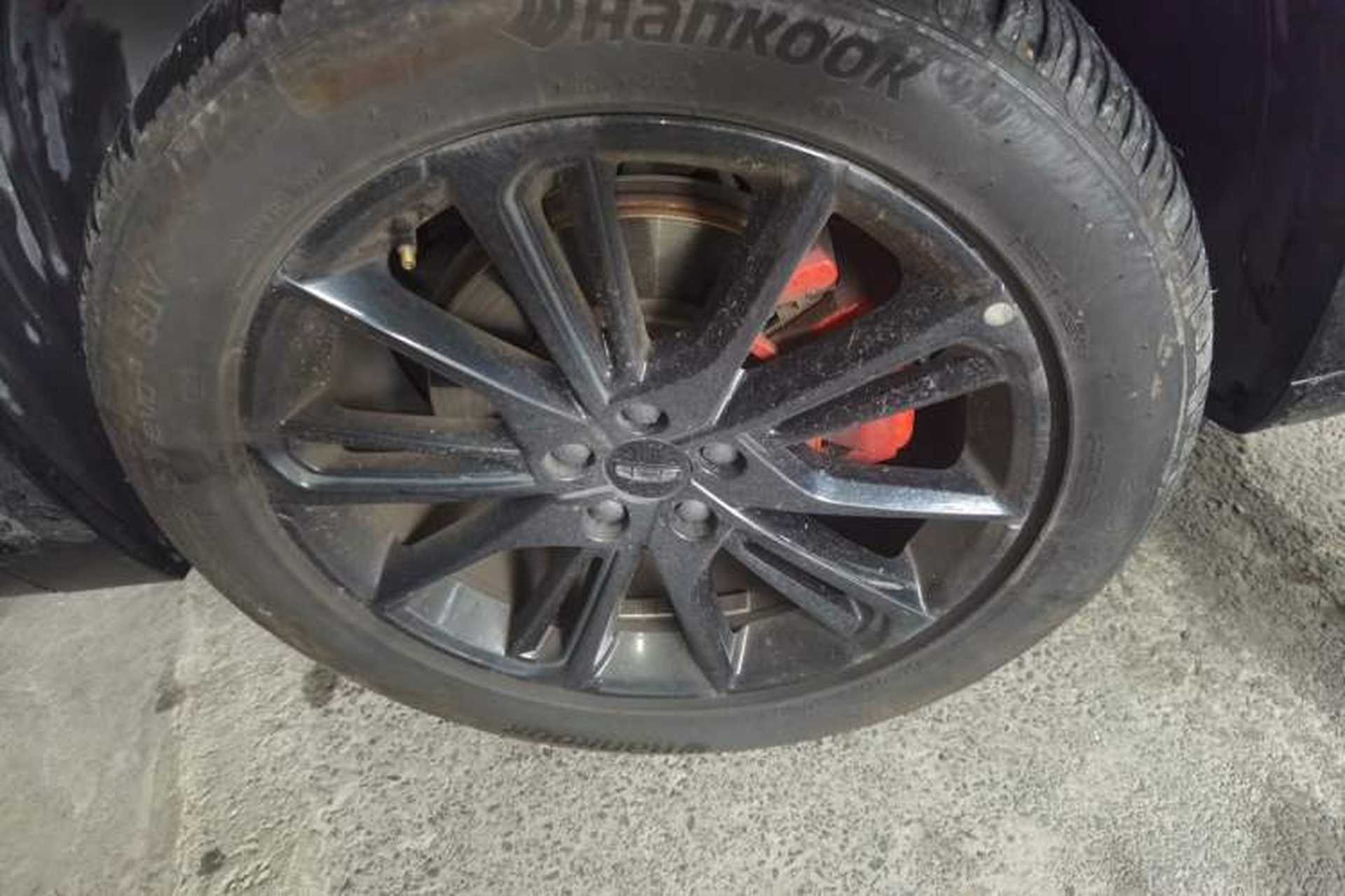 Used Geely Auto Monjaro 2020 High-Energy Edition 350T Yáoxīngzhě Right Front Wheel Hub
