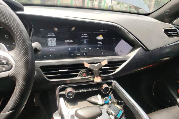 Used Geely Auto Monjaro 2019 350T Dark Knight Limited Edition Audio And AC Panel