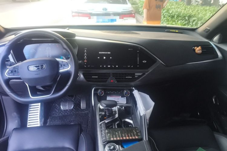 Used Geely Auto Monjaro 2019 350T Dark Knight Limited Edition Center Console