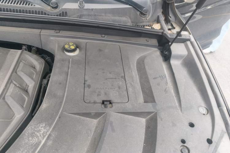 Used Geely Auto Monjaro 2019 350T Dark Knight Limited Edition Engine Bay Left