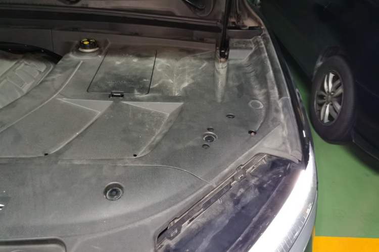 Used Geely Auto Monjaro 2019 300T YAOXINGZHE Engine Bay Left