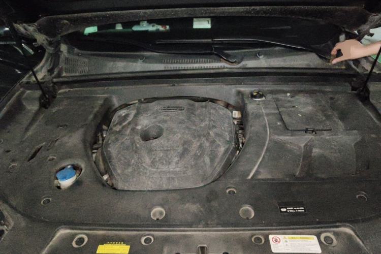 Used Geely Auto Monjaro 2019 350T YAOXINGZHE Engine Bay