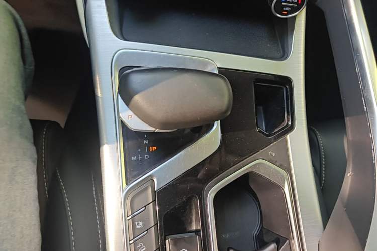 Used Geely Auto Monjaro 2019 Facelift 300T Yaxingzhe Gear Lever