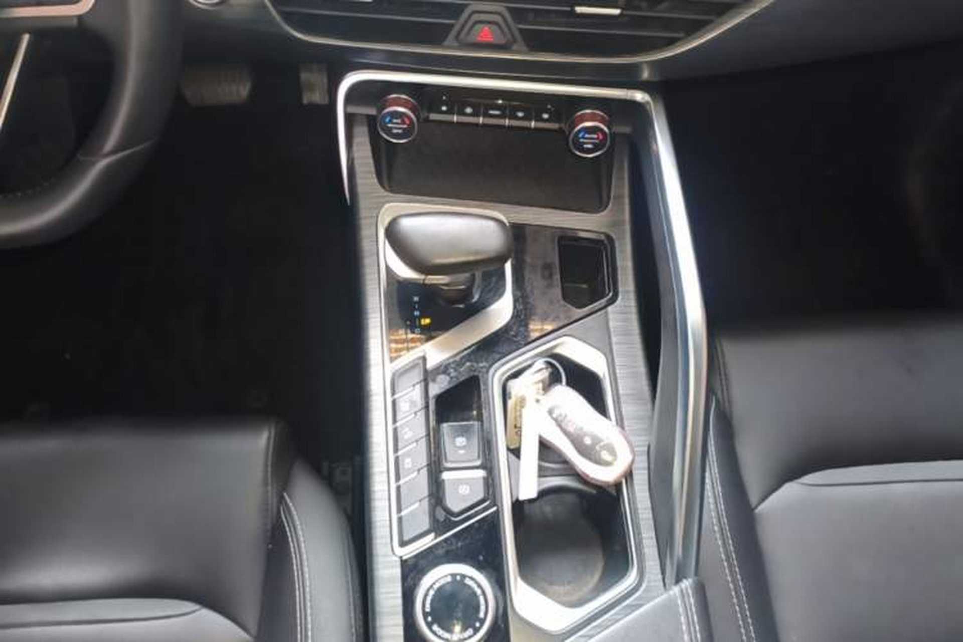 Used Geely Auto Monjaro 2019 Facelift 350T YAOXINGZHE Gear Lever