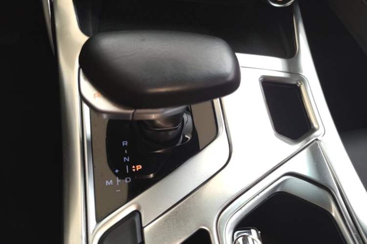 Used Geely Auto Monjaro 2019 Facelift 350T YAOXINGZHE Gear Lever