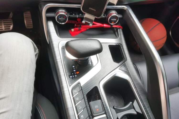 Used Geely Auto Monjaro 2019 Updated Version 350T Yuxingzhe AWD Gear Lever