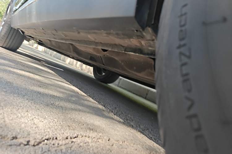 Used Geely Auto Monjaro 2019 Facelift 300T Yaxingzhe Left Side Sill