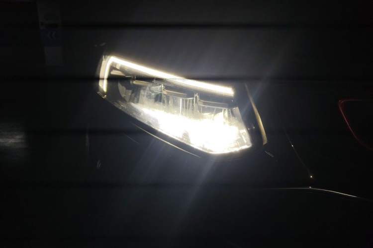 Used Geely Auto Monjaro 2019 350T Yuxingzhe Right Front Headlight