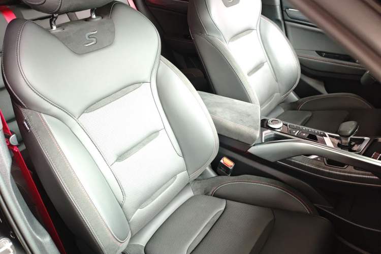 Used Geely Auto Monjaro 2019 350T Dark Knight Limited Edition Right Front Seat
