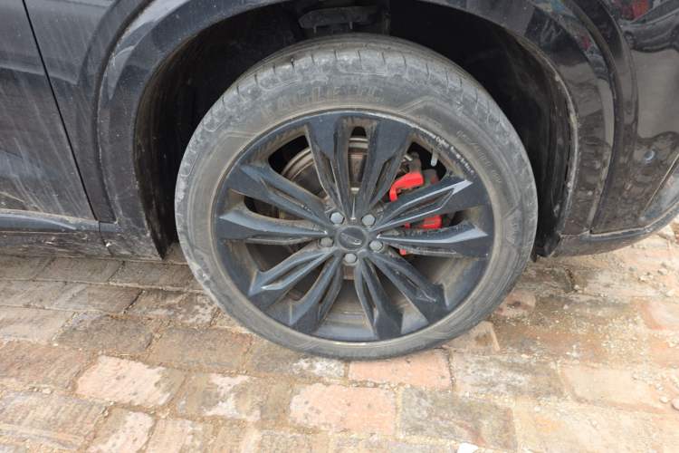 Used Geely Auto Monjaro 2019 350T Dark Knight Limited Edition Right Front Wheel Hub