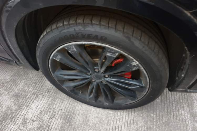 Used Geely Auto Monjaro 2019 350T Dark Knight Limited Edition Right Front Wheel Hub