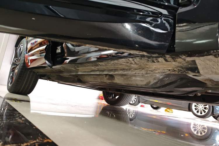 Used Geely Auto Monjaro 2019 350T Dark Knight Limited Edition Right Side Sill